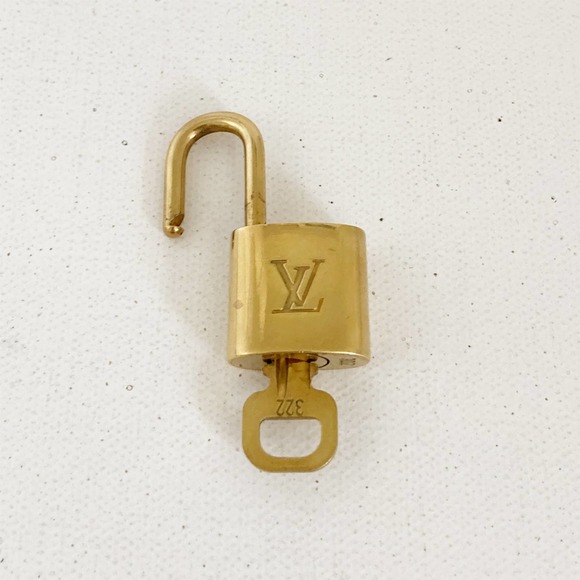 LOUIS VUITTON Lock and Key Set on Chain Necklace #322 - Picture 3 of 9